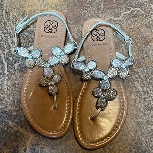 Daisy Fuentes Sandals size 7M